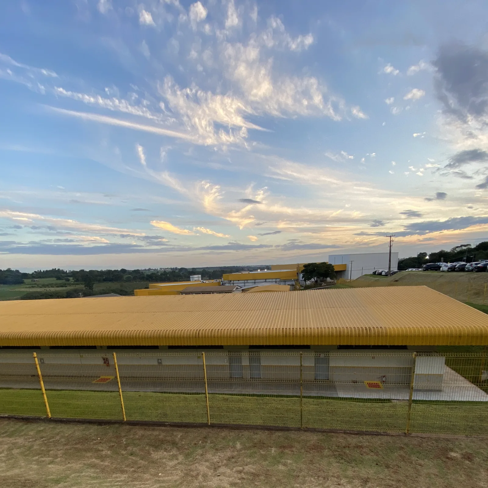 Instalación avícola en Maringá, Brasil